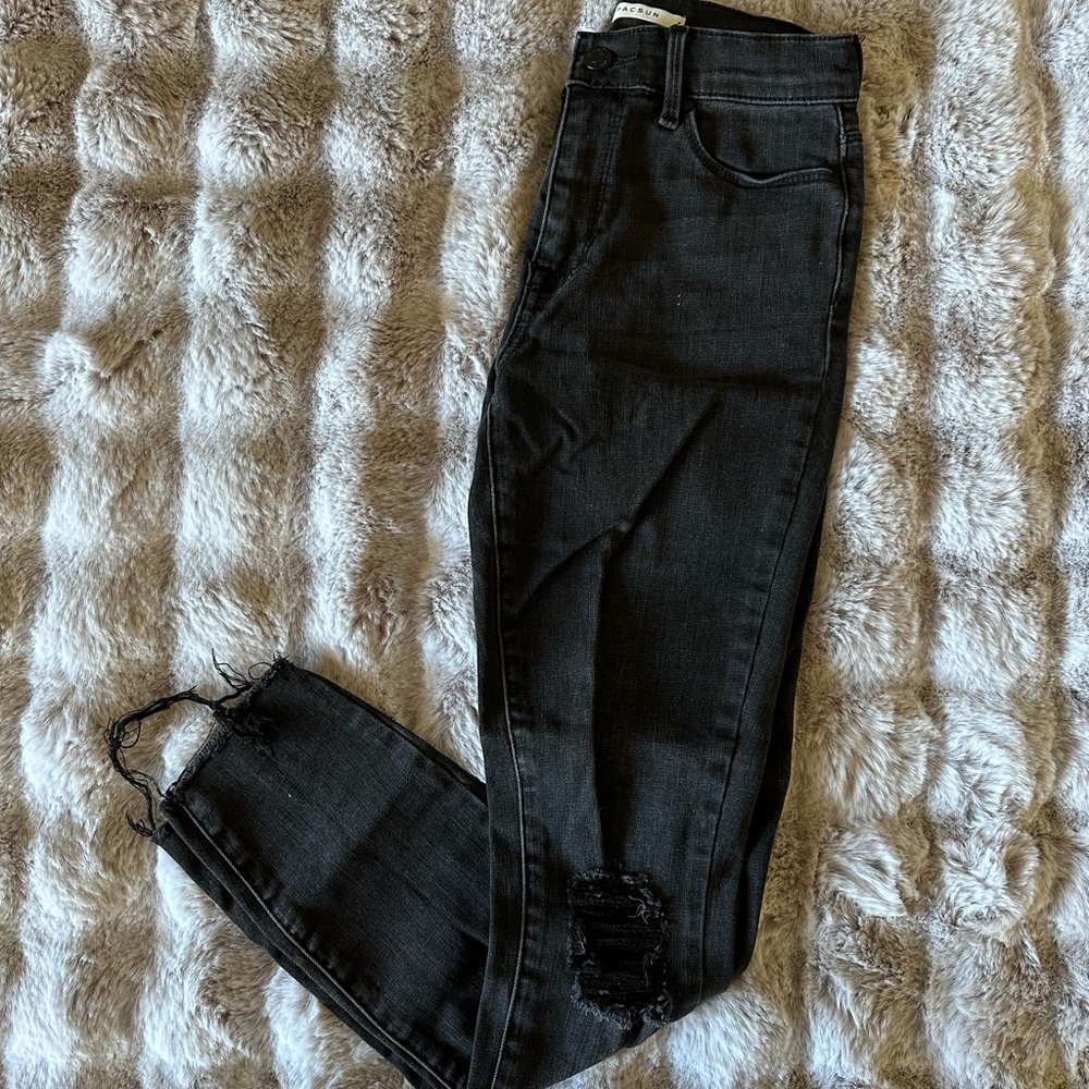 PacSun Distressed Black Jeggings - Size 24